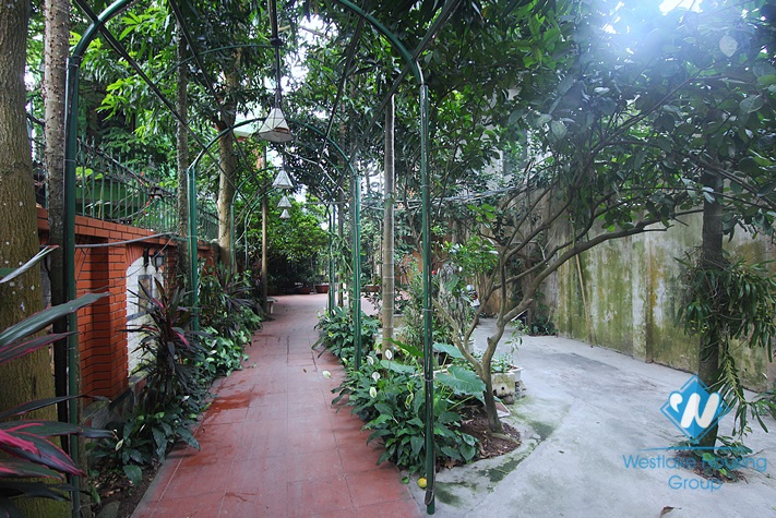 A spacious house for opening a restaurant or residence close to InterContinental Hanoi Westlake